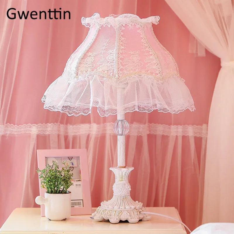 Nordic Ins Pink Table Lamp Lace Fabric LED Stand Desk Light Fixtures for Bedroom Bedside Princess Home Decor Luminaire E27