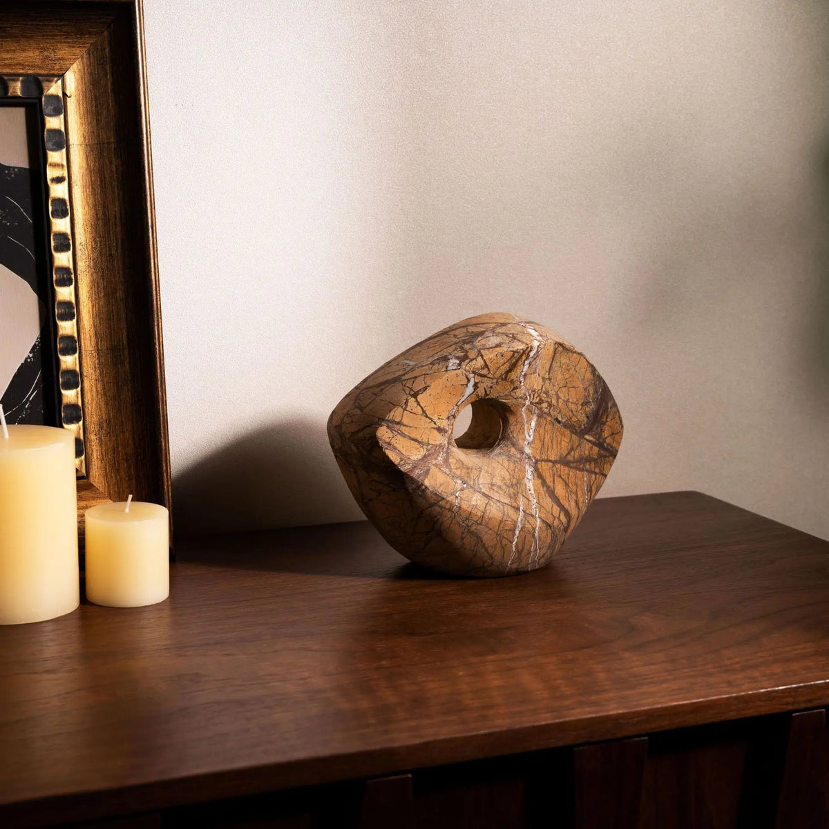 Modern Luxury Marble Hollow Eye Sculpture Tabletop Ornament for Home Decor