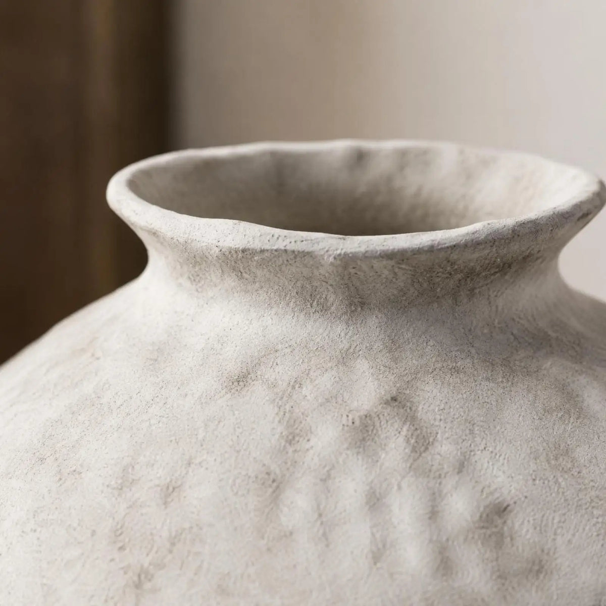 Modern Luxury Ceramic Sculptural Flower Vase Tabletop Ornament for Home Decor