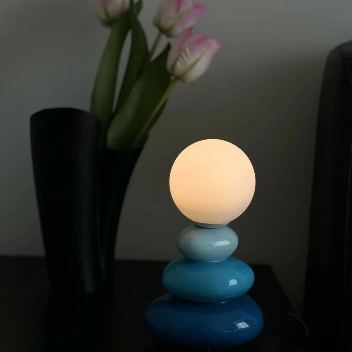 Modern Glossy Resin Table Lamp Dimmable for Living Room Bedroom Hotel Villa