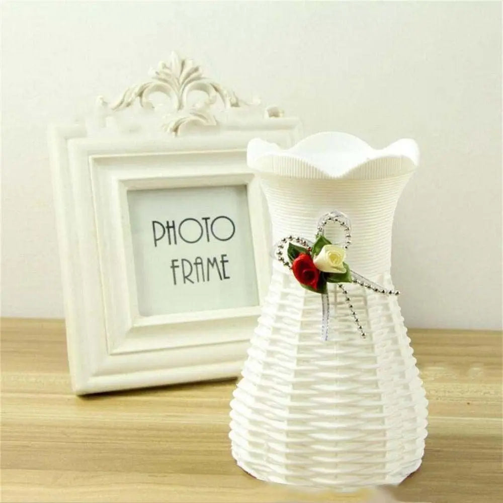 Modern Plastic Artificial Rattan Vase Basket for Desk Decor