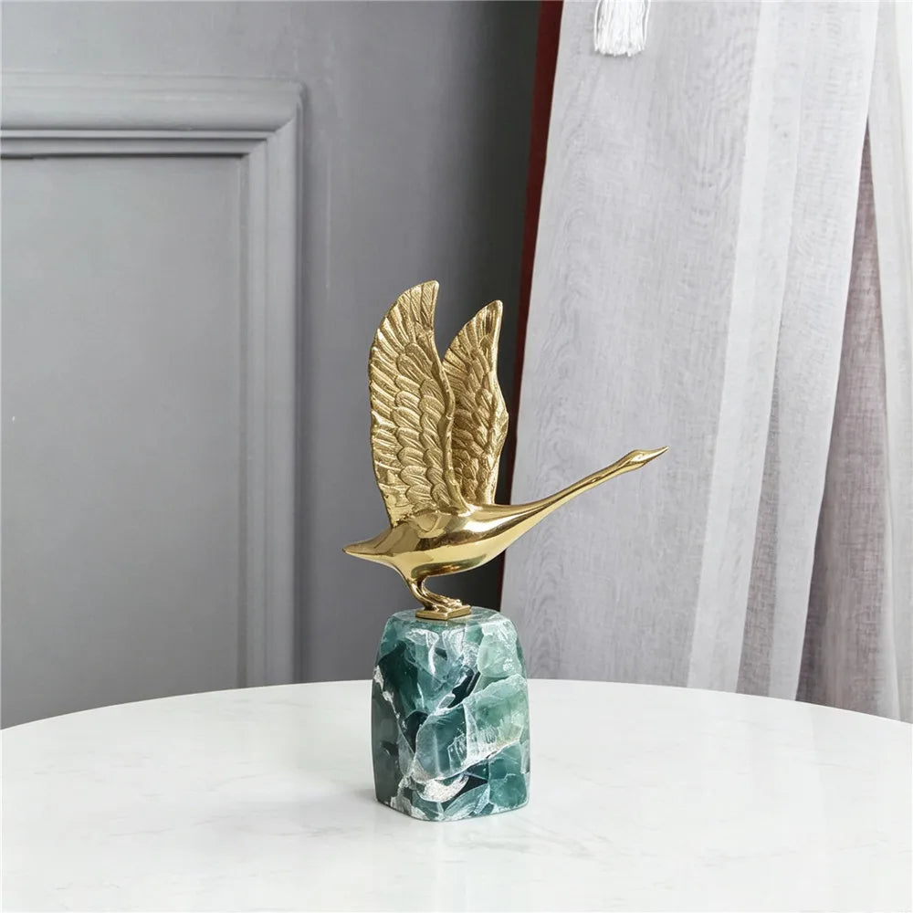 Modern Luxury Brass Bird Sculpture Tabletop Ornament for Home Decor