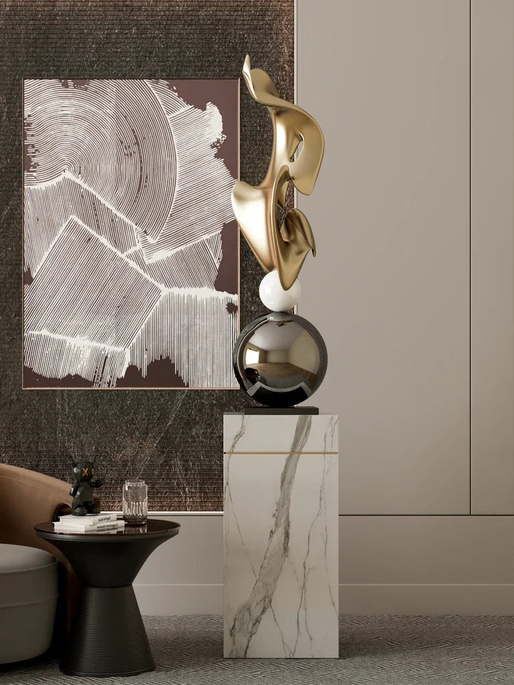Modern Electroplated Geometric Resin Statue Ornament for Living Room Decor