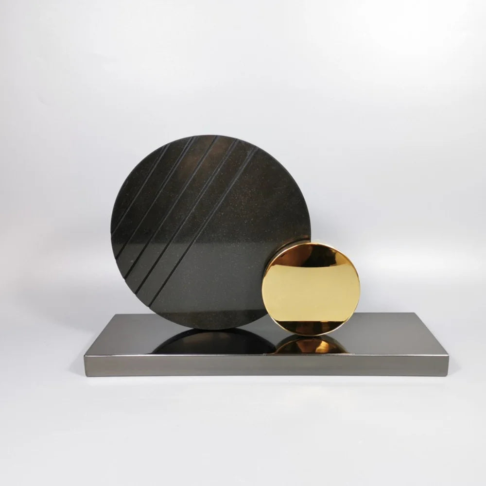 Modern Luxury Ring Metal Sculpture Tabletop Ornament for Home Decor