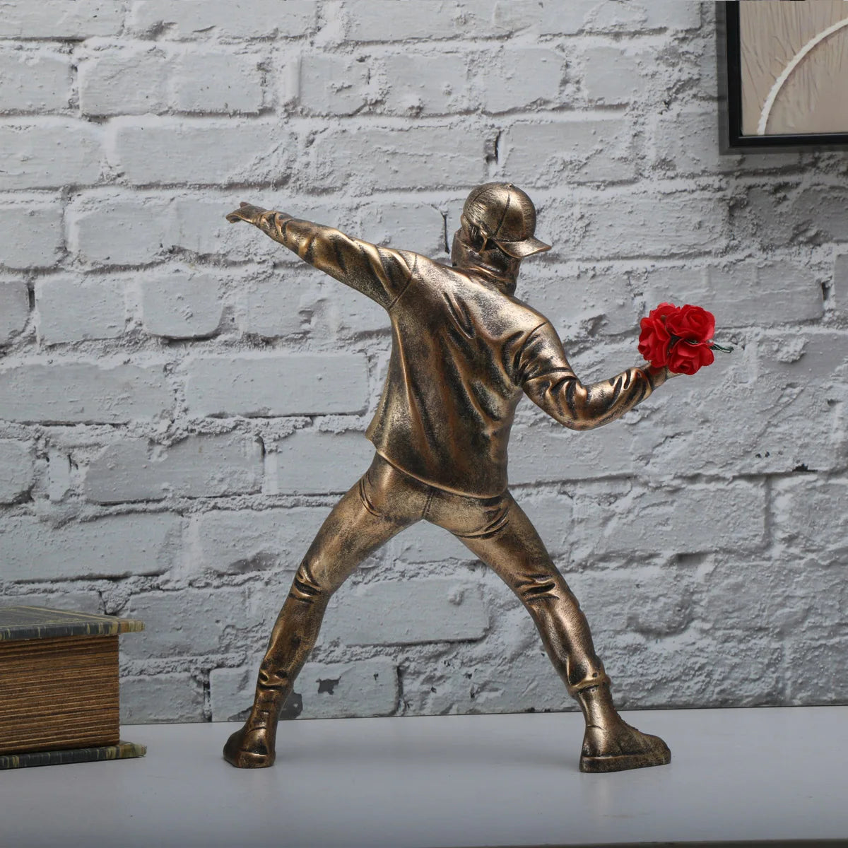 Modern Resin Flower Thrower Statue Figurine for Tabletop Decor