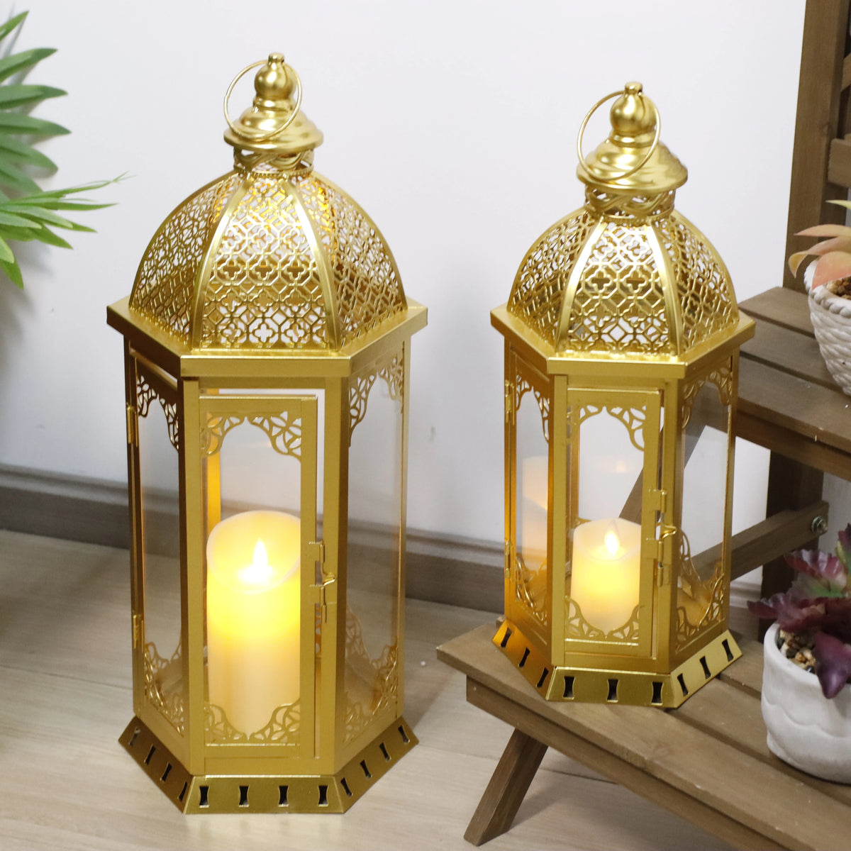 Vintage Gold Metal Candle Lantern Tabletop Ornament for Home Decor