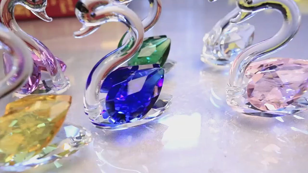 Modern Resin Crystal Swan Sculpture Tabletop Ornament for Home Decor