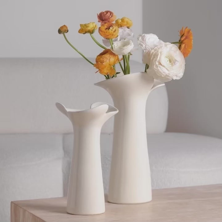 Modern Minimalist Ceramic Flower Vase Tabletop Ornament for Home Decor