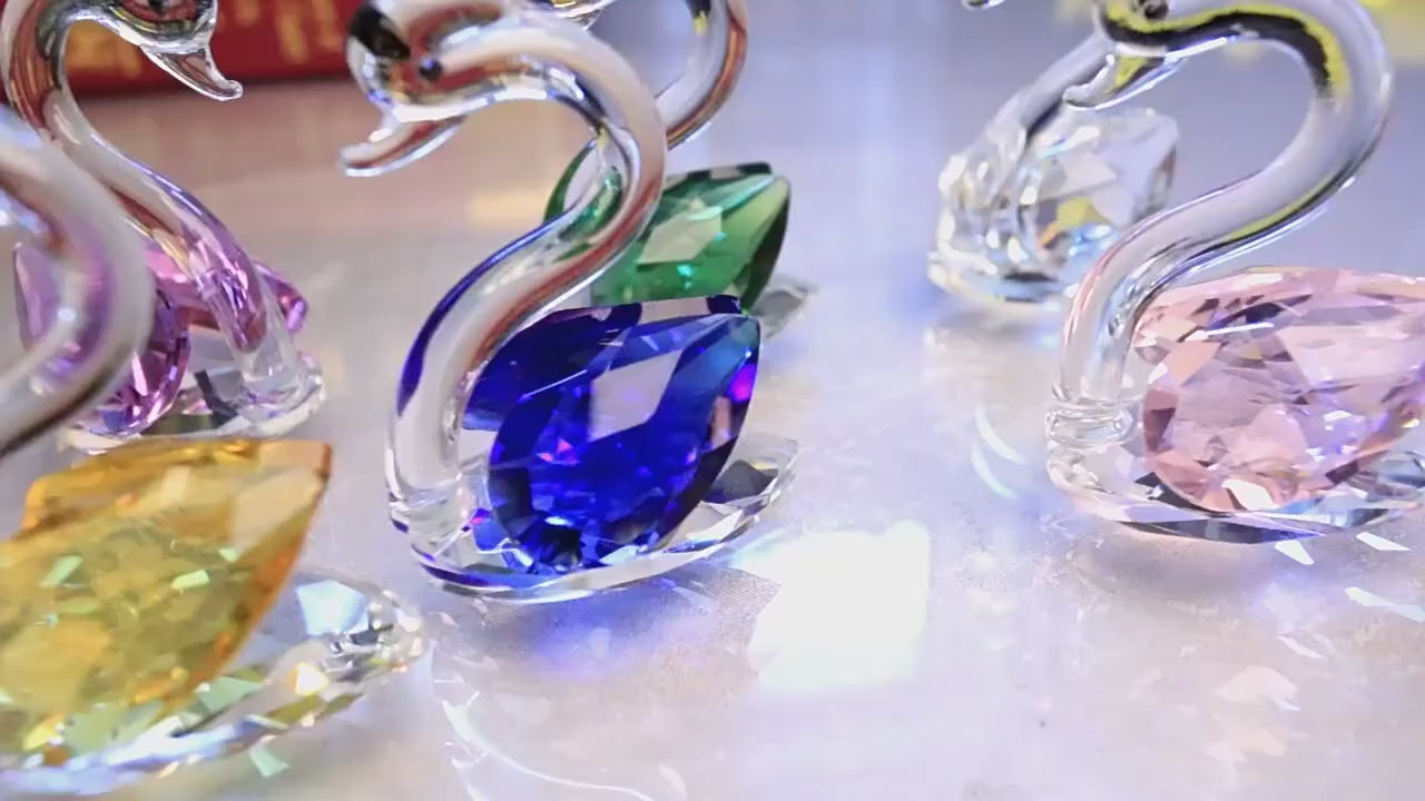 Modern Resin Crystal Swan Sculpture Tabletop Ornament for Home Decor